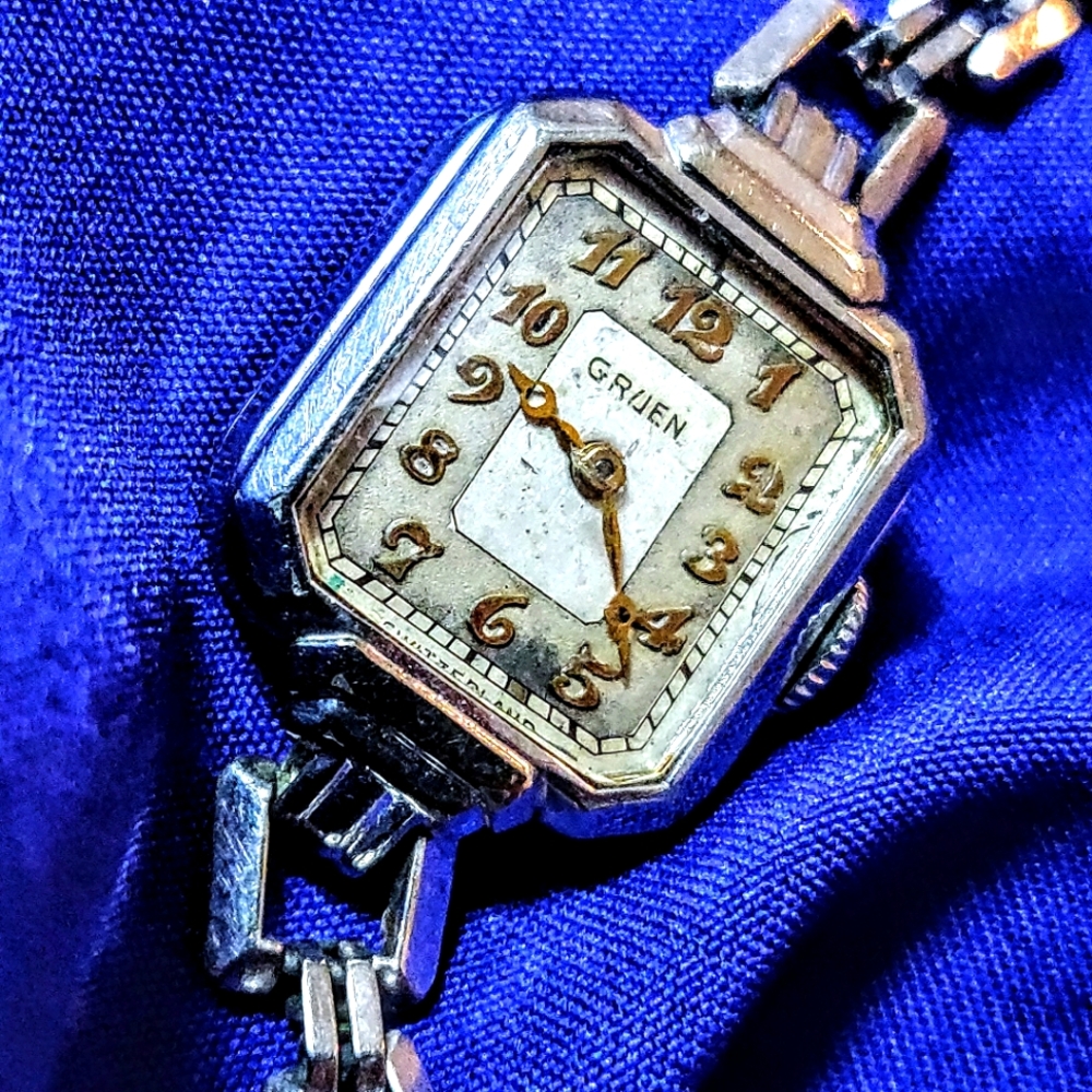 Gruen 10K Gold Filled Thin Manual Wind Antique Bracelet Swiss Women's Watch